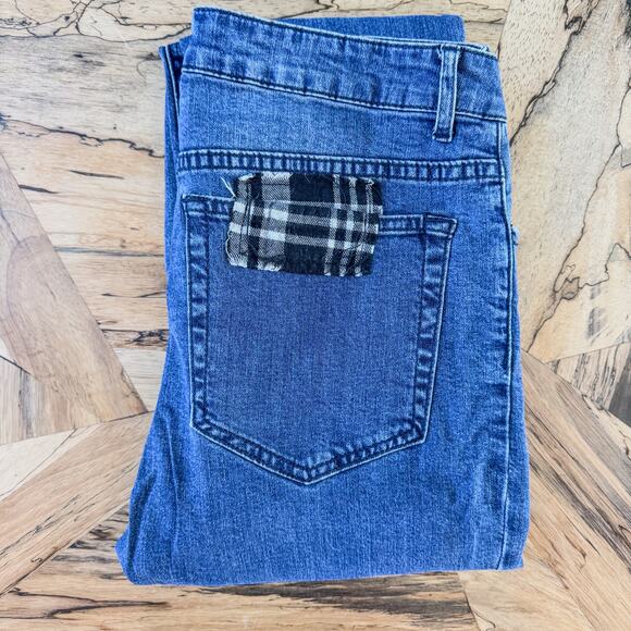 Tru Luxe Jeans, Plaid Patchwork Distressed Straight Leg Jeans, Women's 4/27 - Picture 5 of 11